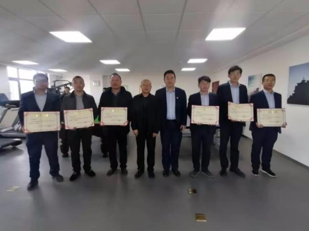 MK在线平台-MK(中国)
团委举办球类联谊比赛(图2)