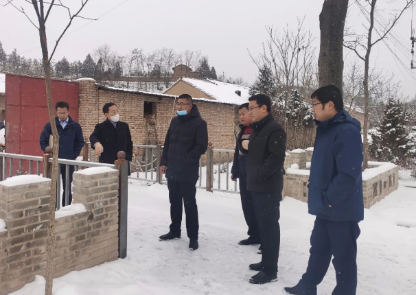 当好“四大员” 助力“五个化”——MK在线平台-MK(中国)
积极做好包抓共建村社文明创建工作(图2)