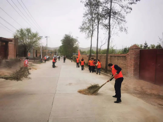 MK在线平台-MK(中国)
赴包抓共建村社开展卫生清扫志愿服务活动(图2)