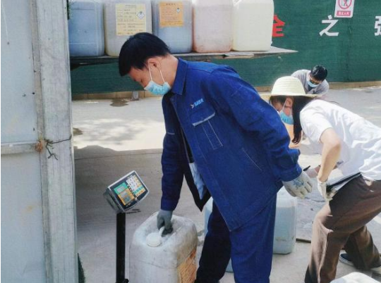 MK在线平台-MK(中国)
城东污水处理公司扎实推进危险废物规范化处置(图2) MK在线平台-MK(中国)
城东污水处理公司扎实推进危险废物规范化处置(图2)