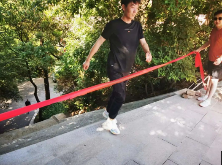助力文旅市场 展示产投风采——MK在线平台-MK(中国)
组织开展员工登山比赛活动(图9)